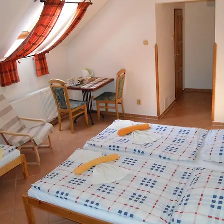 Restaurace A U Lva Maison d'hôtes