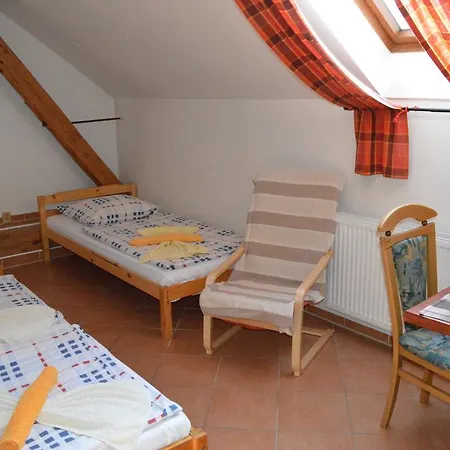 Penzion Restaurace A U Lva Karlštejn
