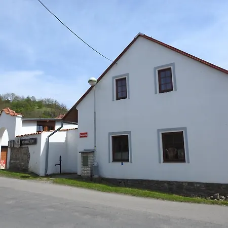 Maison d'hôtes Restaurace A U Lva