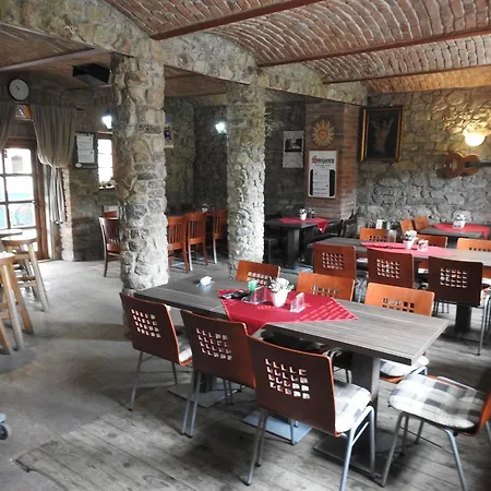 Maison d'hôtes Restaurace A U Lva