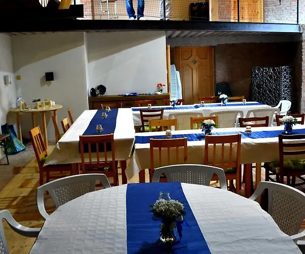 Pensión Restaurace A U Lva 3*